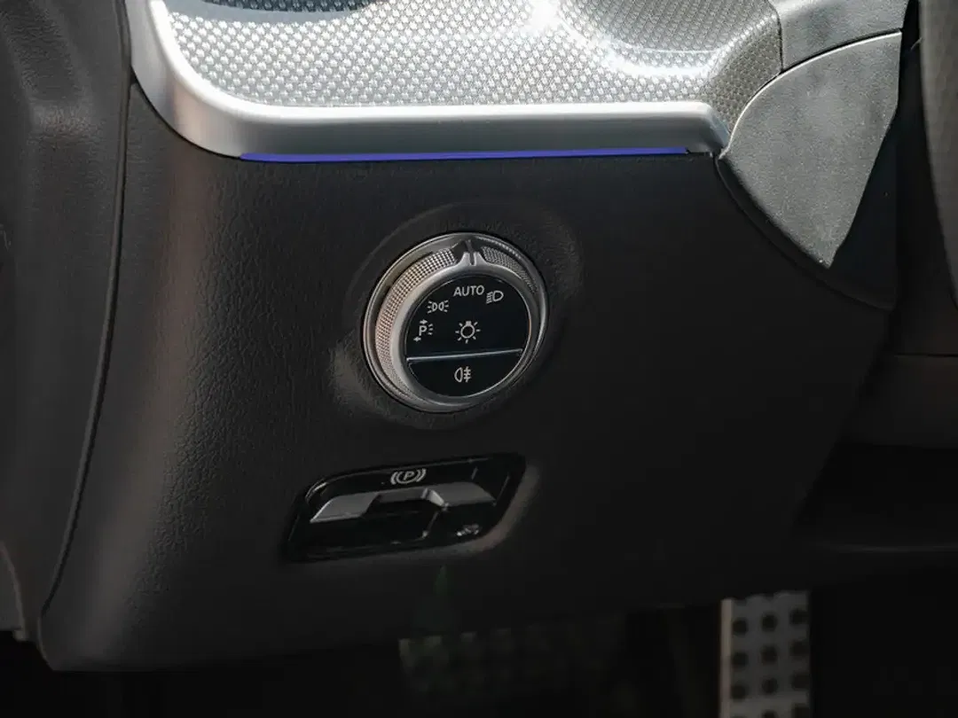 Mercedes-Benz C 180 - Thumbnail 12