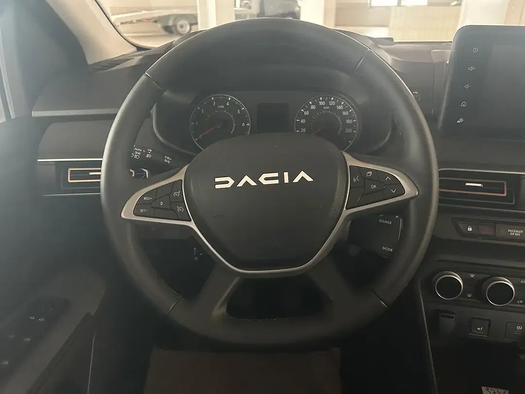 Dacia Sandero - Thumbnail 15