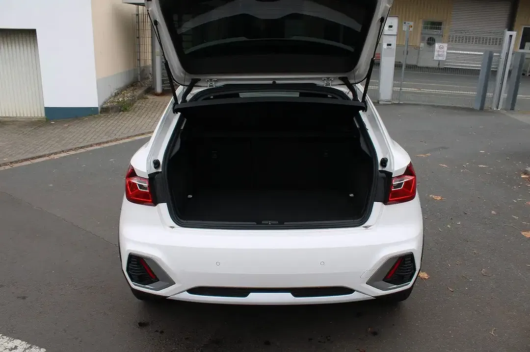 Audi A1 - Thumbnail 23
