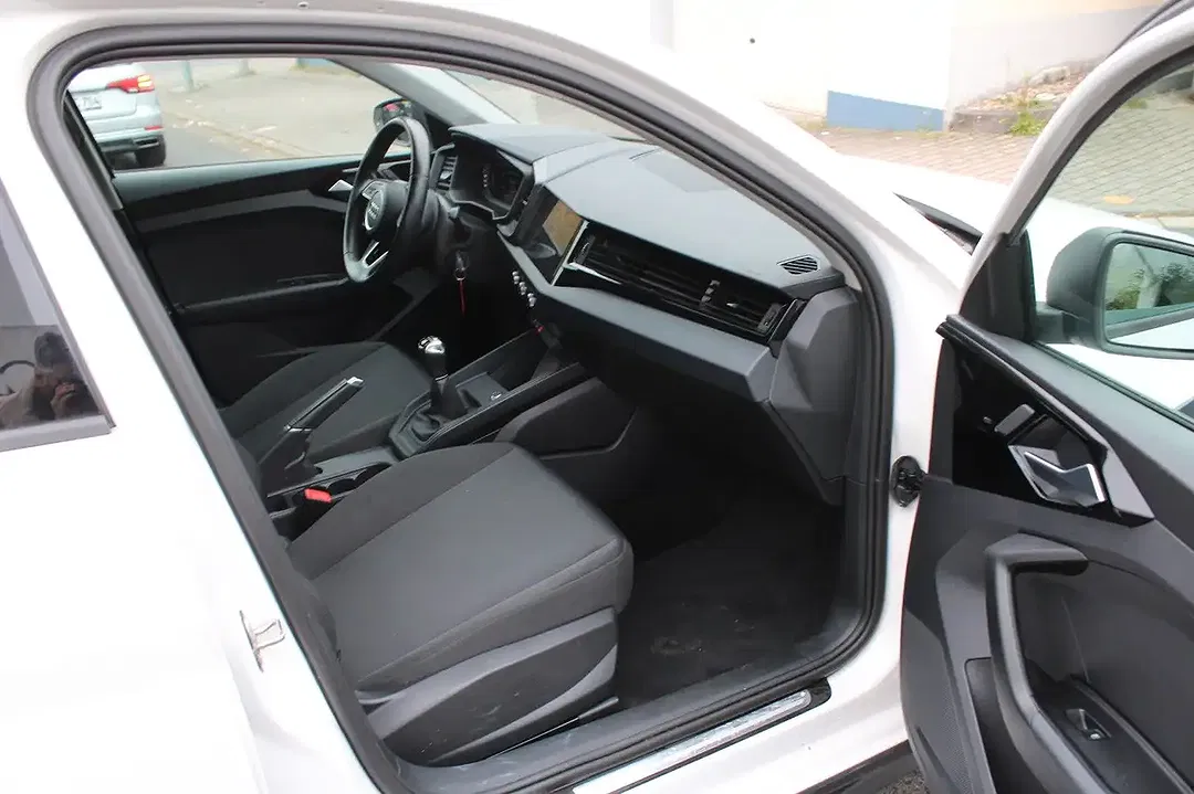 Audi A1 - Thumbnail 28