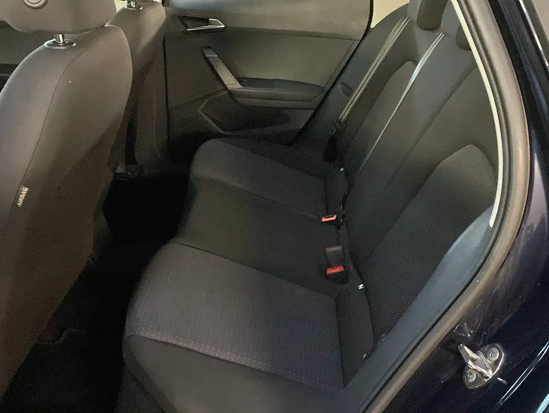 SEAT Arona - Thumbnail 13