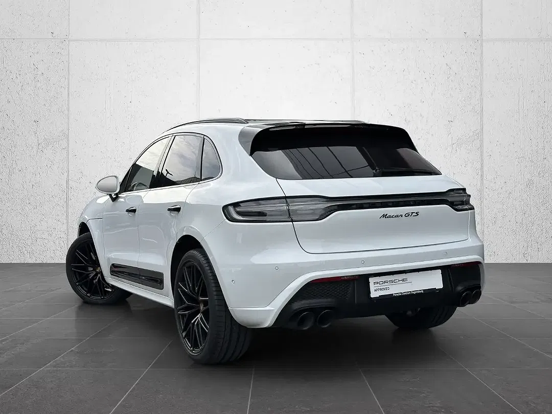 Porsche Macan - Thumbnail 3