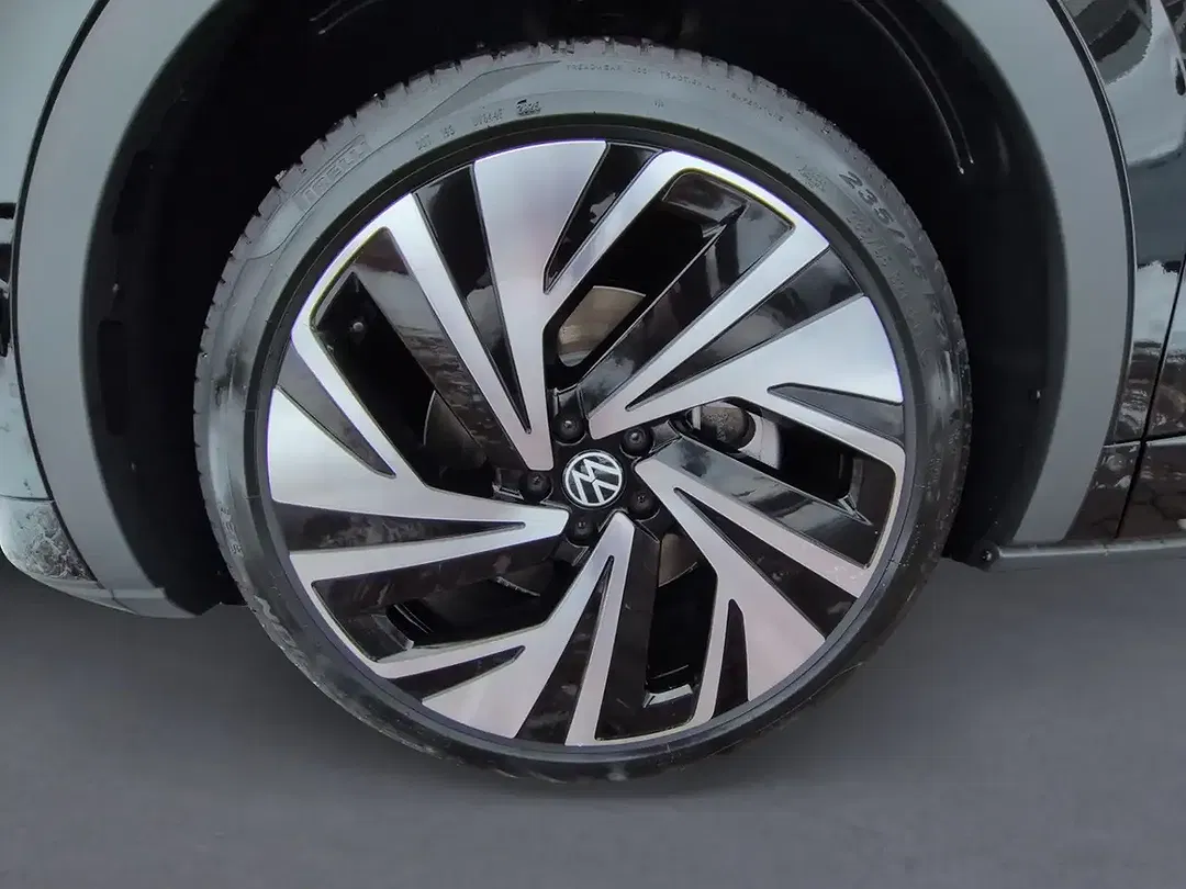 Volkswagen ID.4 - Thumbnail 9