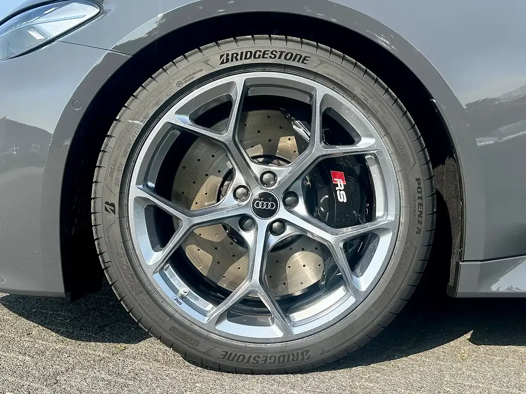 Audi RS5 - Thumbnail 6