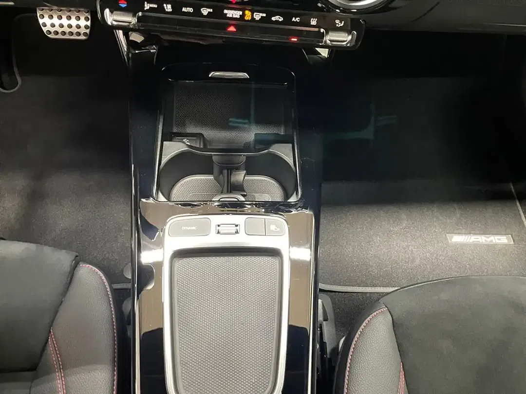Mercedes-Benz A 250 - Thumbnail 15