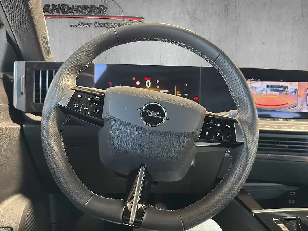Opel Astra - Thumbnail 5