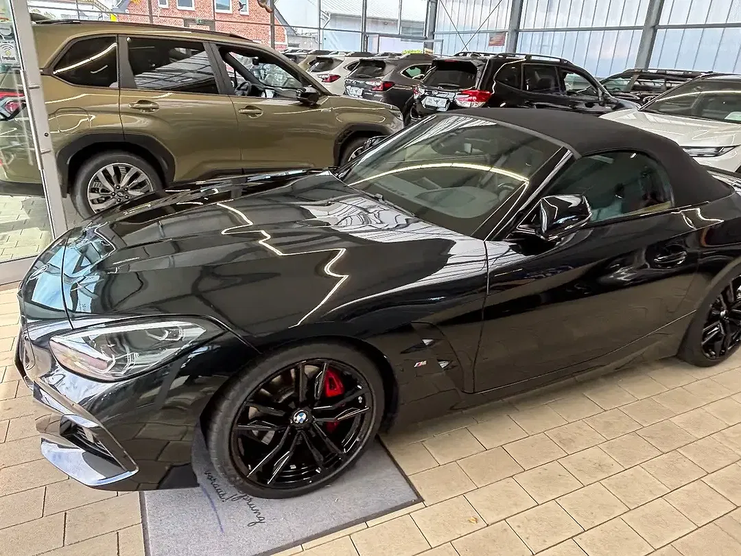 BMW Z4 - Thumbnail 11