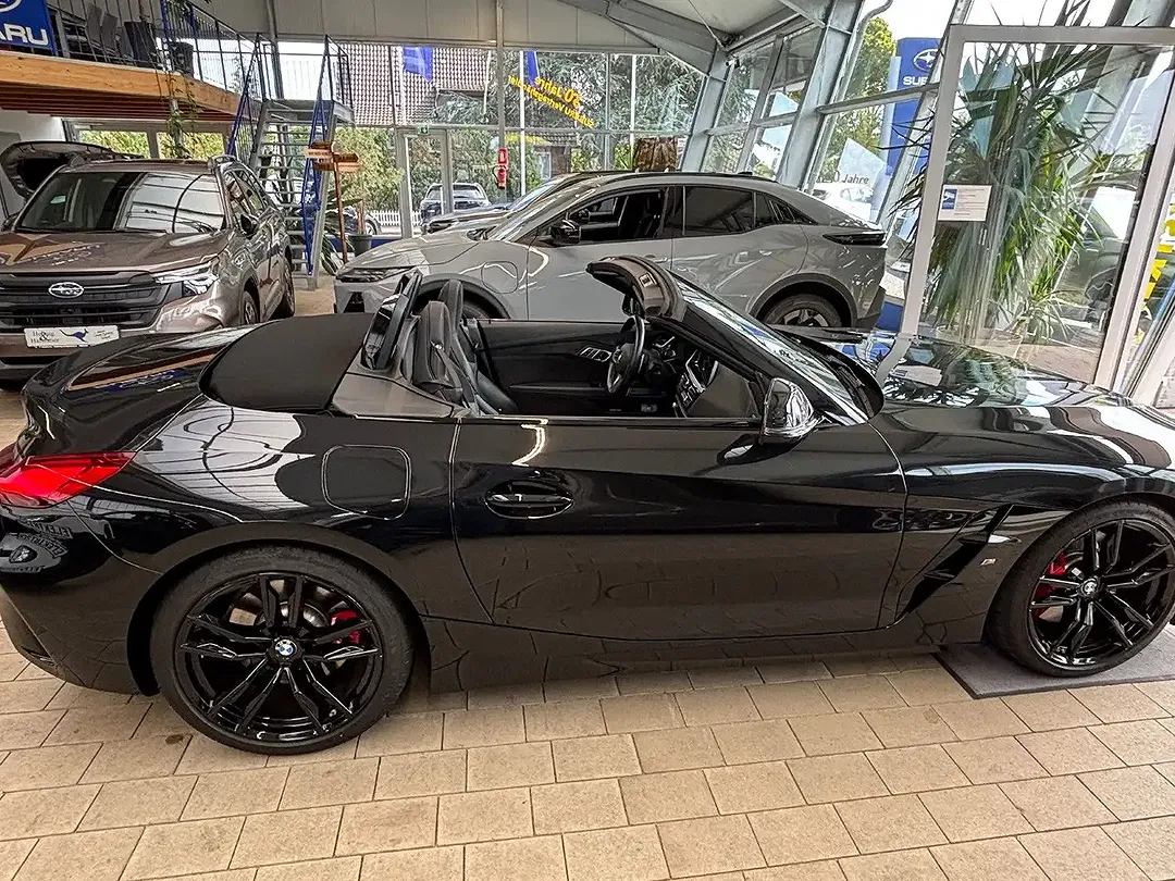 BMW Z4 - Thumbnail 12