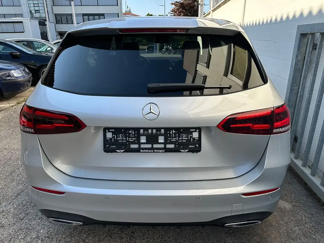 Mercedes-Benz B 180 - Thumbnail 6
