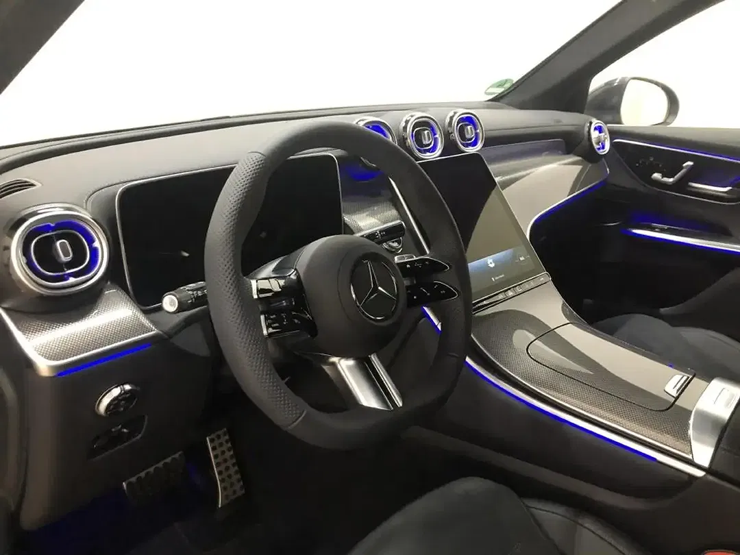 Mercedes-Benz GLC 200 - Thumbnail 9
