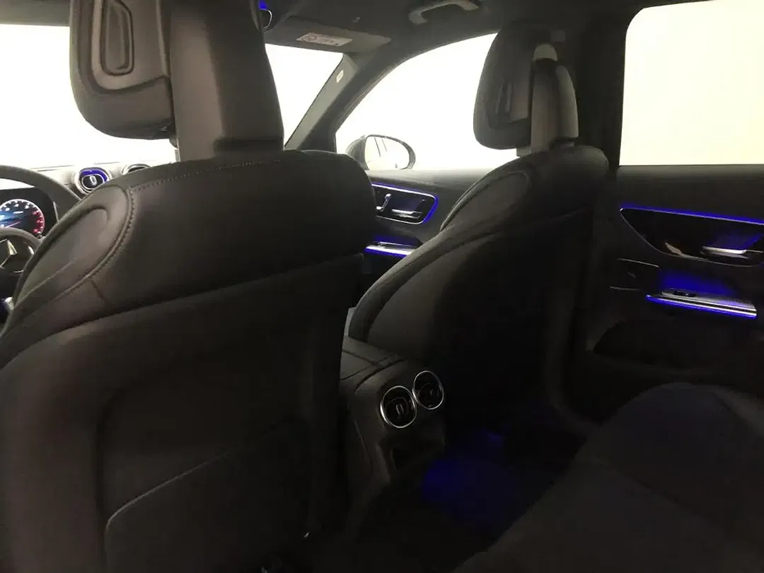 Mercedes-Benz GLC 200 - Thumbnail 14