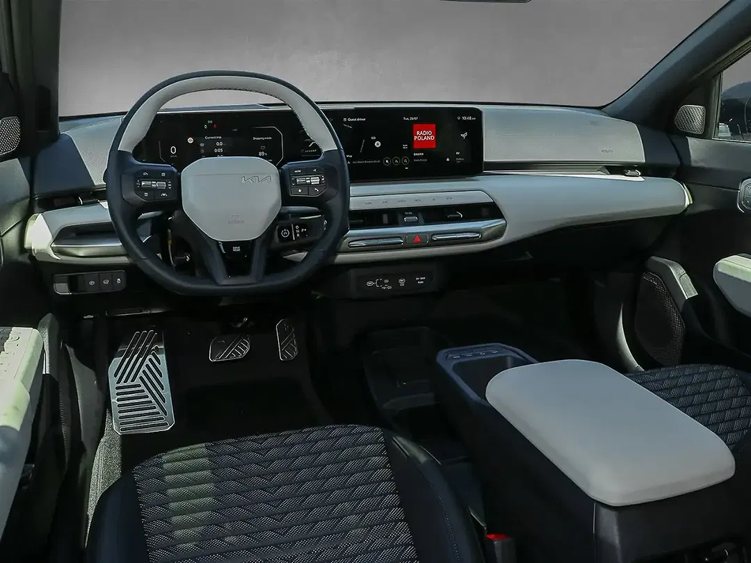 Kia EV4 - Thumbnail 5