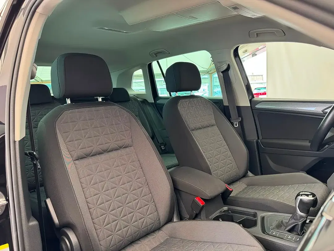 Volkswagen Tiguan - Thumbnail 13