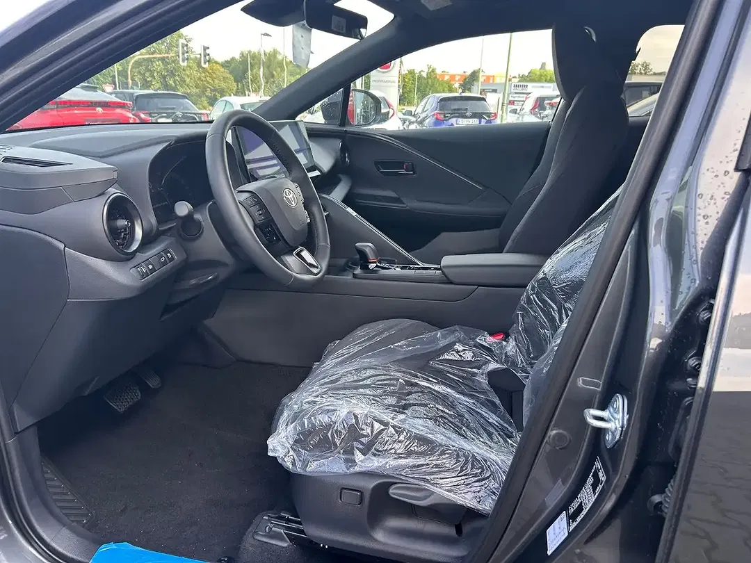 Toyota C-HR - Thumbnail 14