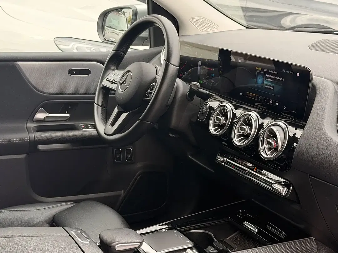 Mercedes-Benz B 250 - Thumbnail 7
