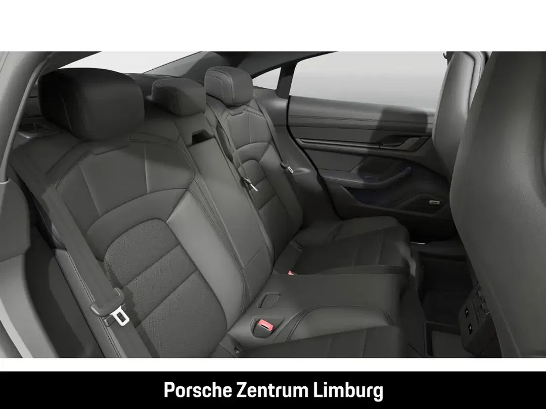 Porsche Taycan - Thumbnail 13