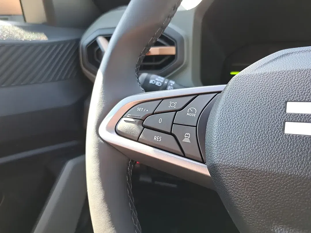 Dacia Duster Hybrid - foto 14