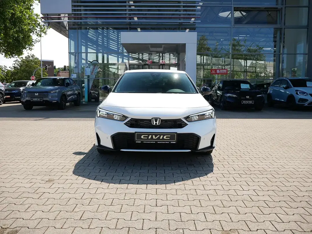 Honda Civic - Thumbnail 4