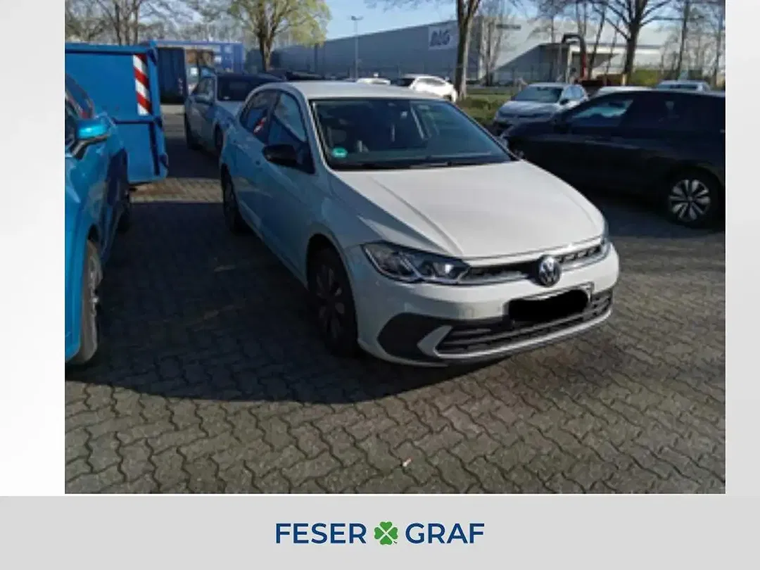 Volkswagen Polo - Thumbnail 1