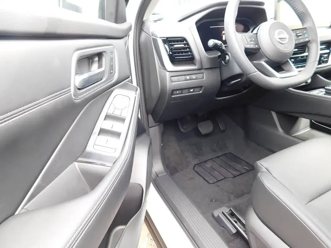 Nissan X-Trail - Thumbnail 10