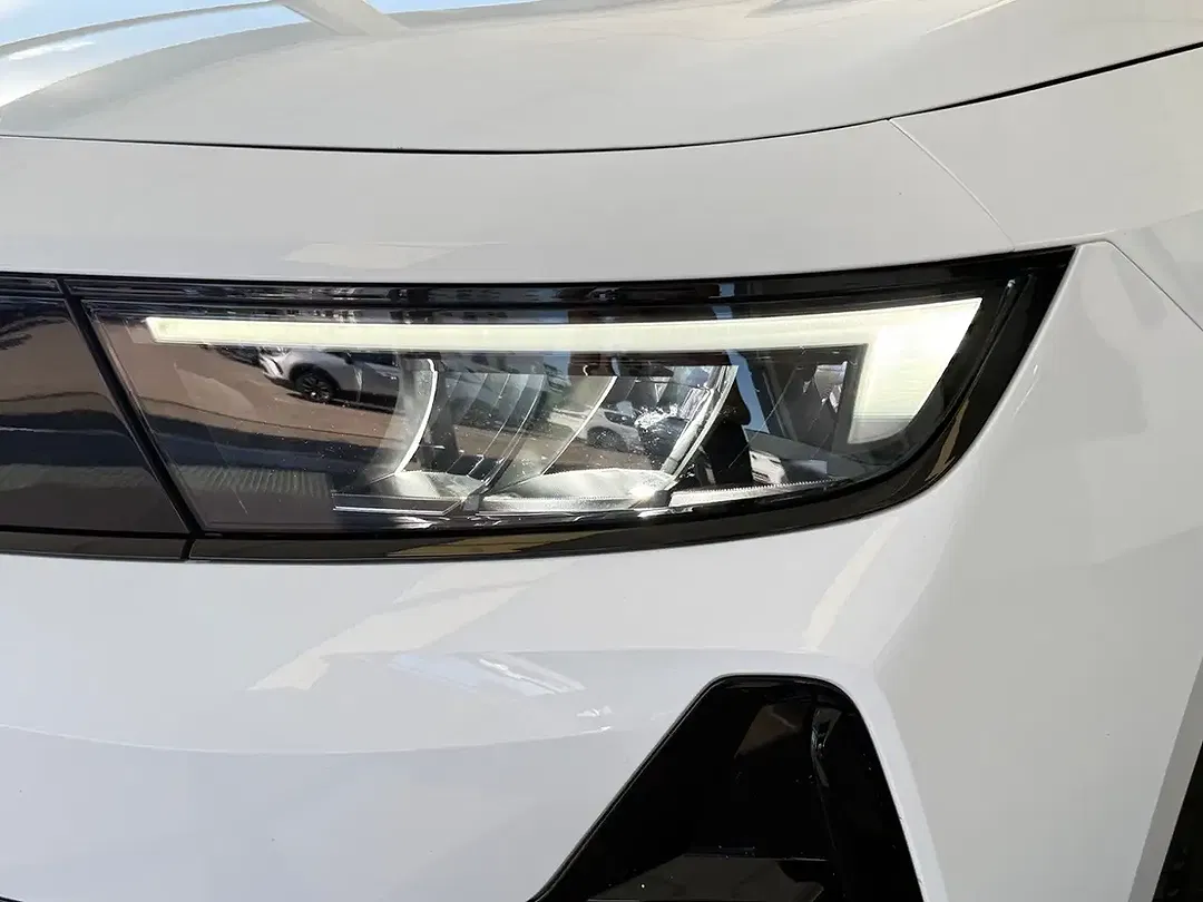 Opel Astra - Thumbnail 8