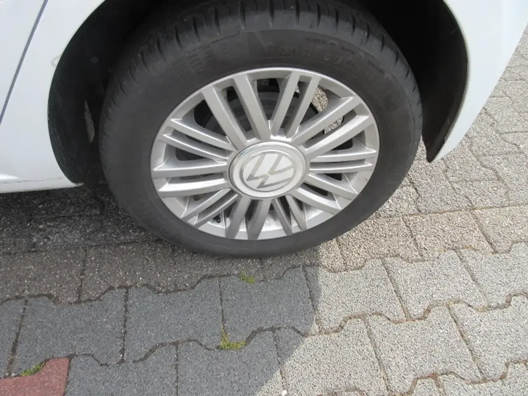 Volkswagen up! - Thumbnail 5