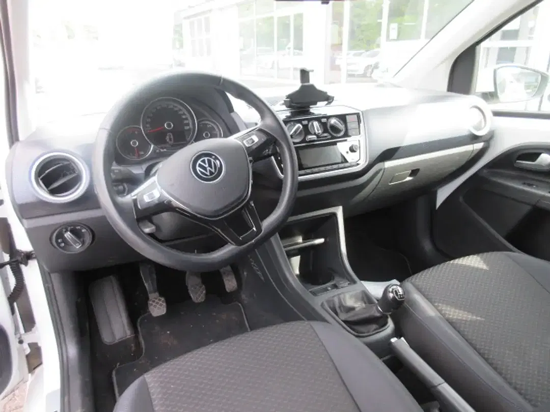Volkswagen up! - Thumbnail 8