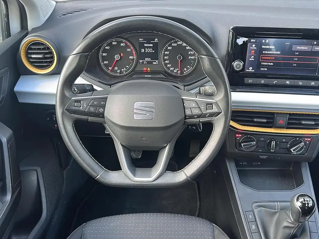 SEAT Ibiza - Thumbnail 10