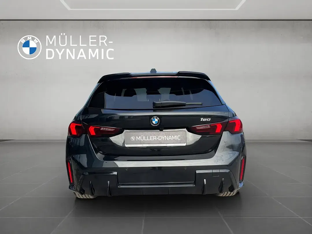 BMW 120 - Thumbnail 4