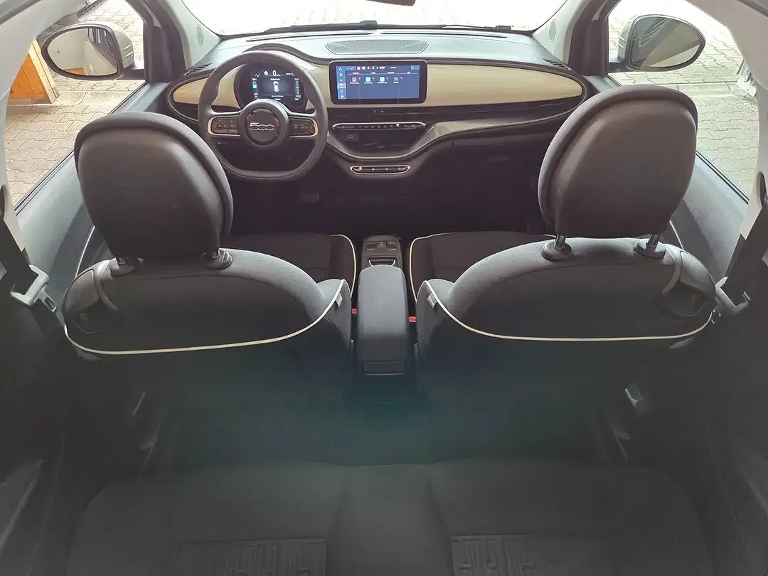Fiat 500e - Thumbnail 12