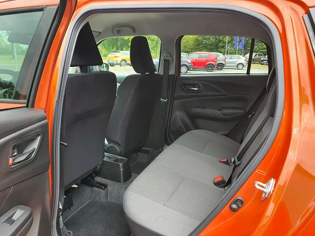 Suzuki Swift - Thumbnail 14
