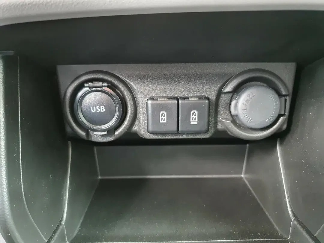 Suzuki Swift - Thumbnail 26