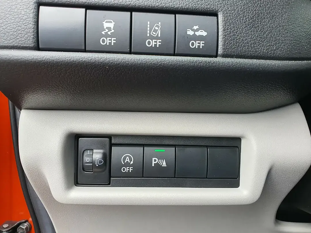 Suzuki Swift - Thumbnail 28