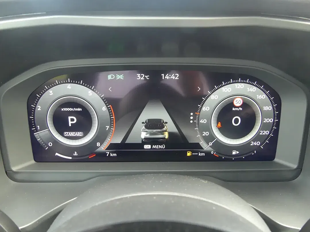 Nissan Qashqai - Thumbnail 10