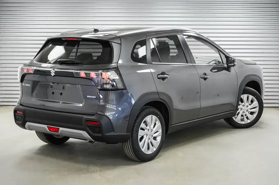 Suzuki S-Cross - Thumbnail 3