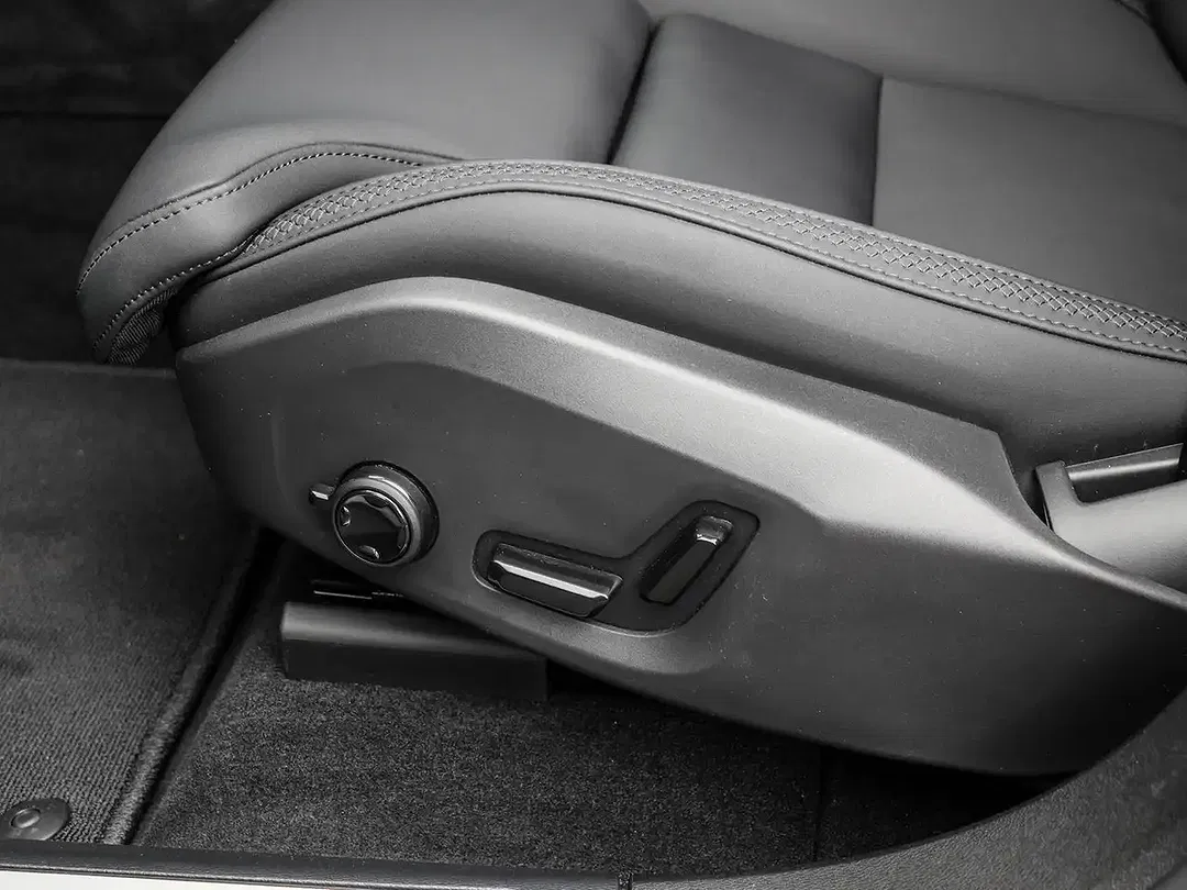 Volvo XC60 - Thumbnail 14