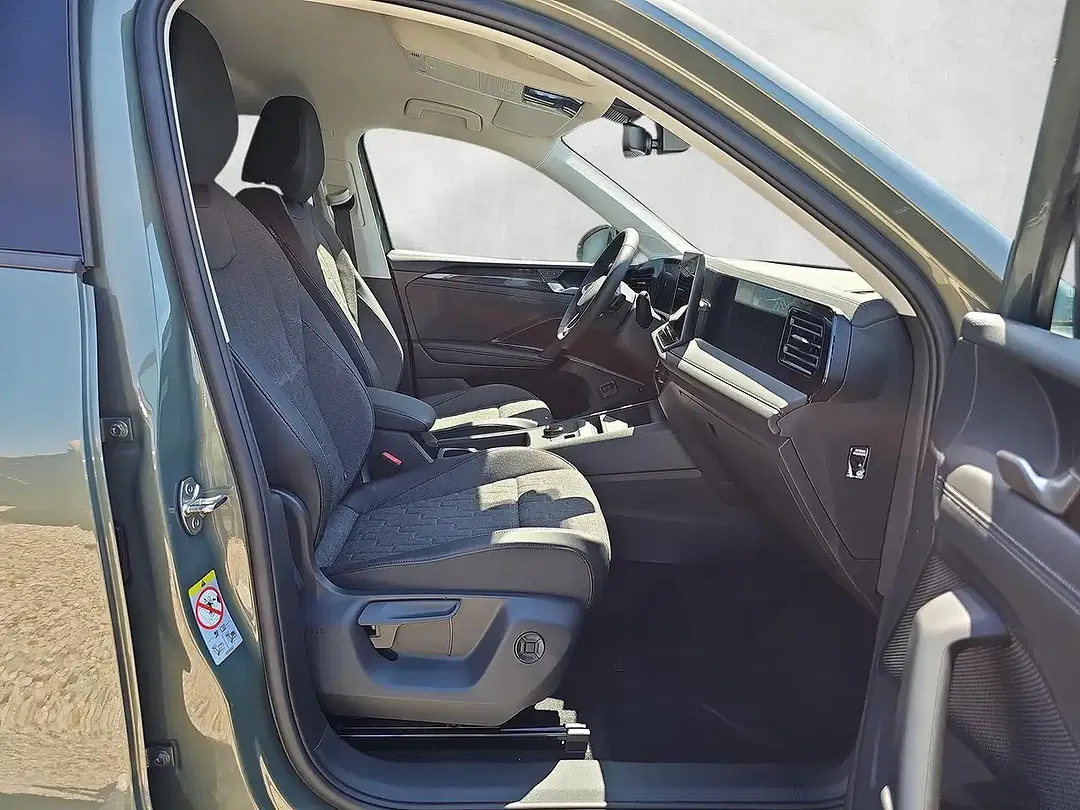 Volkswagen Tiguan - Thumbnail 10
