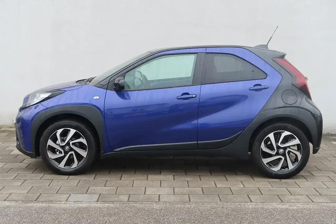 Toyota Aygo X - Thumbnail 2