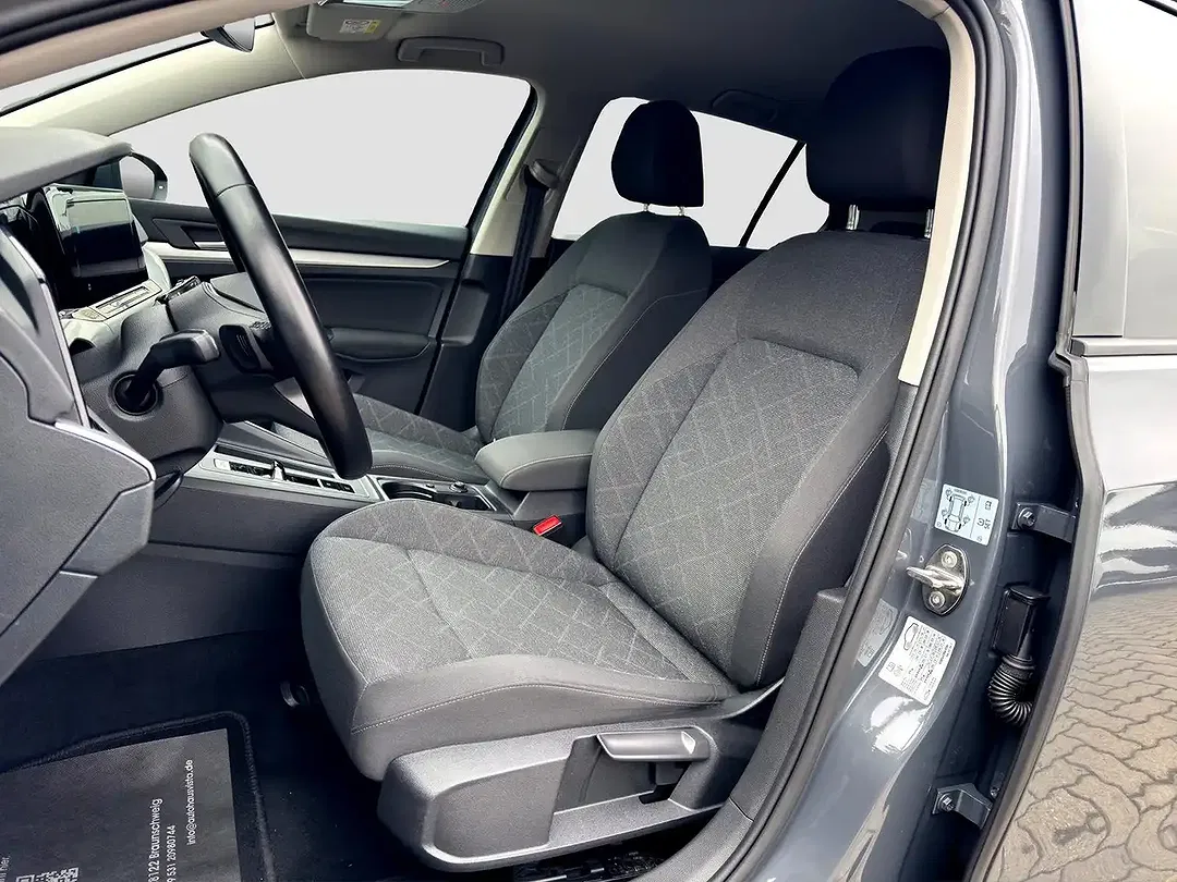 Volkswagen Golf - Thumbnail 11