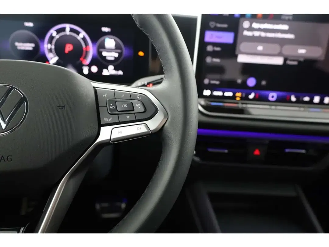 Volkswagen Tiguan - Thumbnail 14