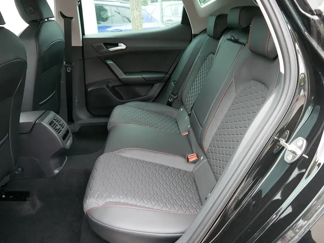 SEAT Leon - Thumbnail 7