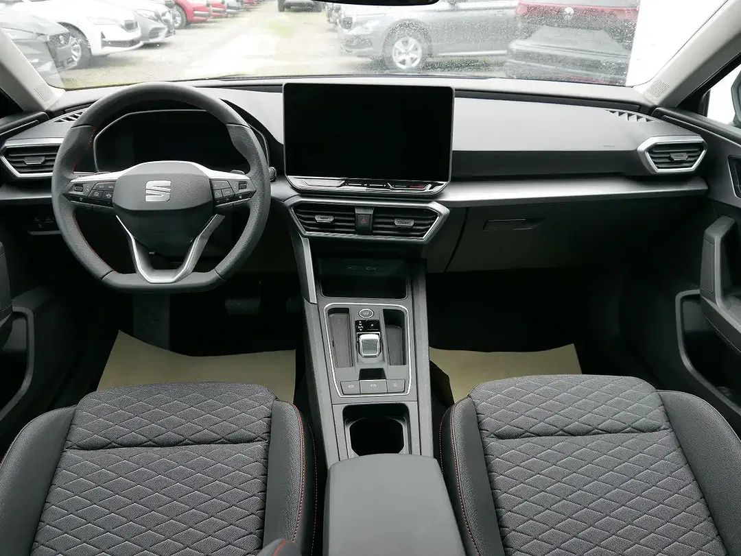 SEAT Leon - Thumbnail 9