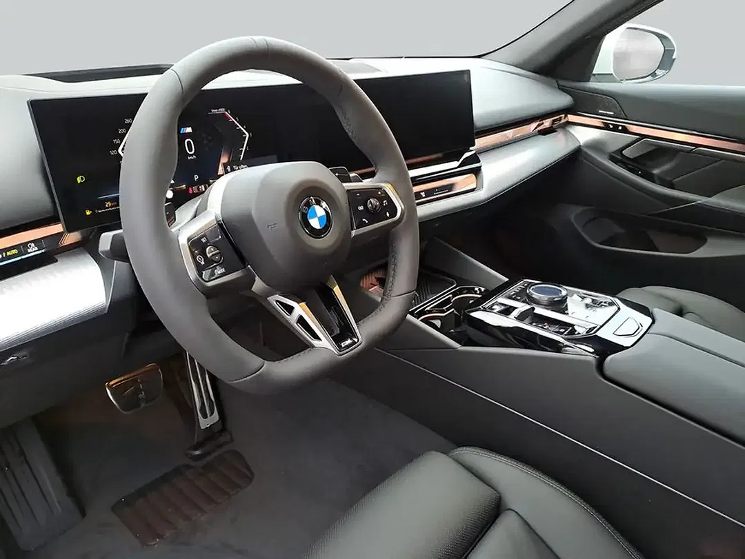 BMW 520 - Thumbnail 10