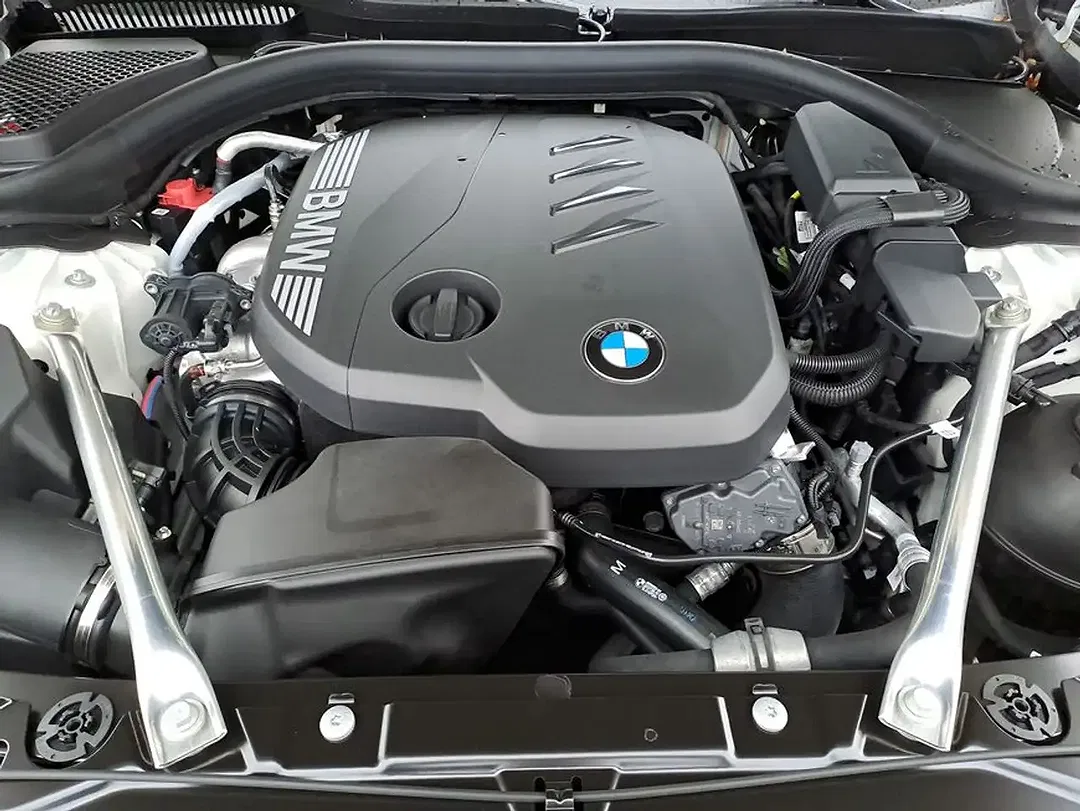 BMW 520 - Thumbnail 8