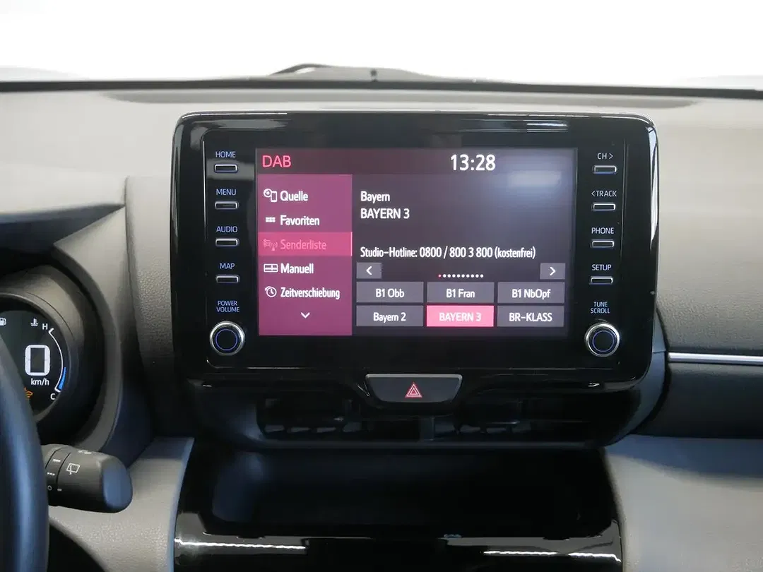 Toyota Yaris Cross - Thumbnail 10