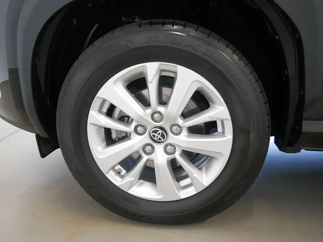 Toyota Yaris Cross - Thumbnail 13