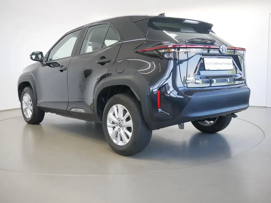 Toyota Yaris Cross - Thumbnail 4