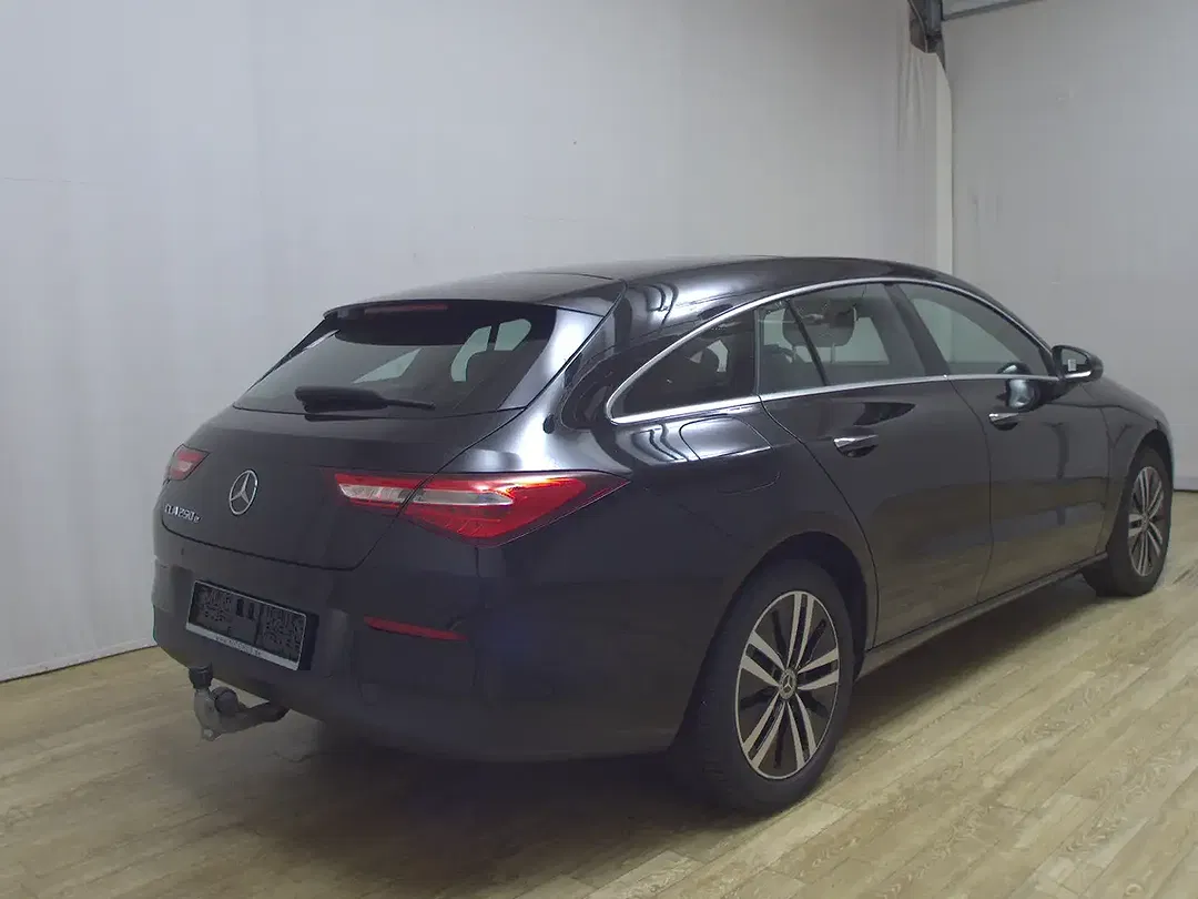 Mercedes-Benz CLA 250 - Thumbnail 5