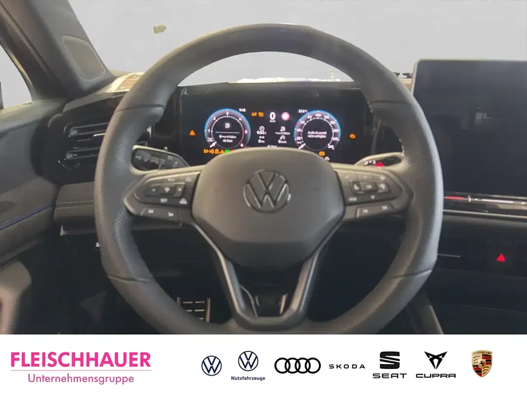 Volkswagen Tiguan - Thumbnail 10