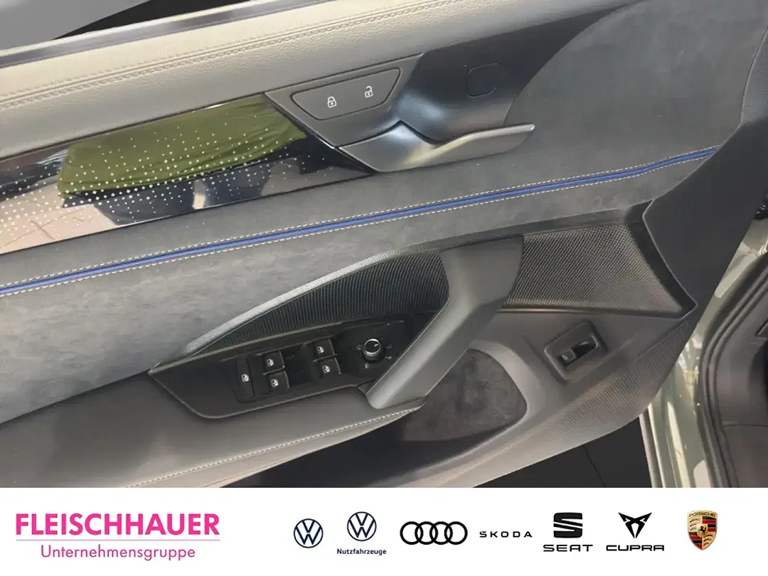 Volkswagen Tiguan - Thumbnail 14
